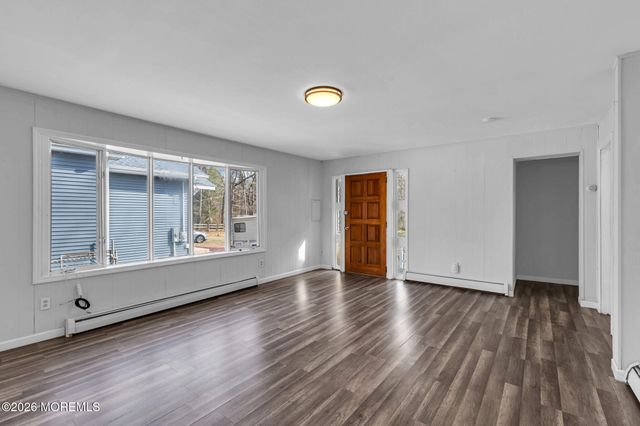 73 Maxim Road, Howell, NJ 07731