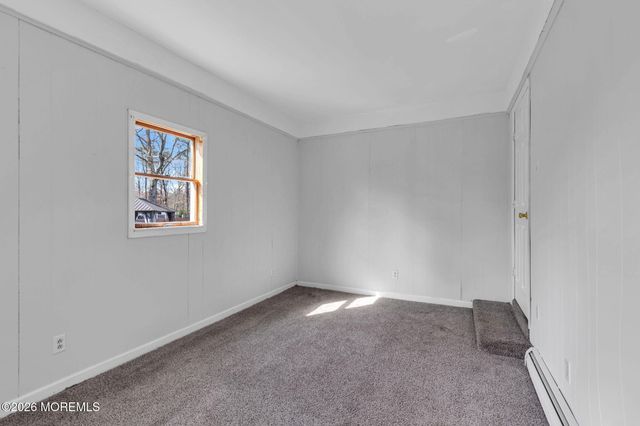 73 Maxim Road, Howell, NJ 07731