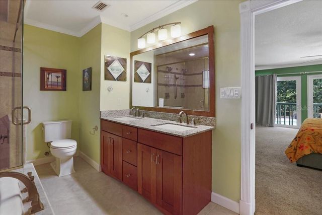 1915 NW 16TH AVENUE, Gainesville, FL 32605