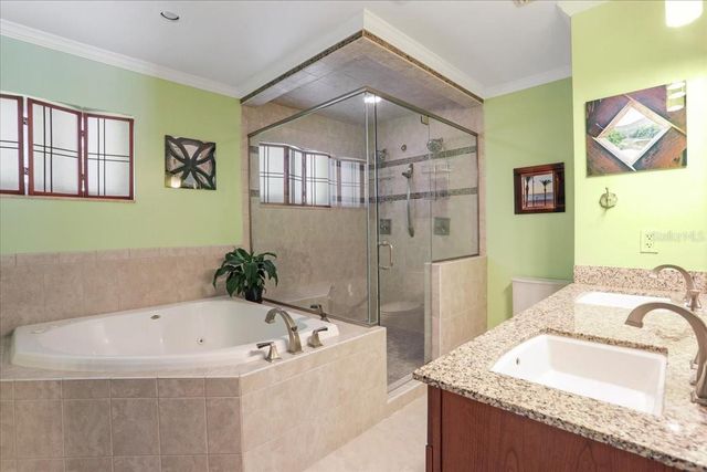 1915 NW 16TH AVENUE, Gainesville, FL 32605