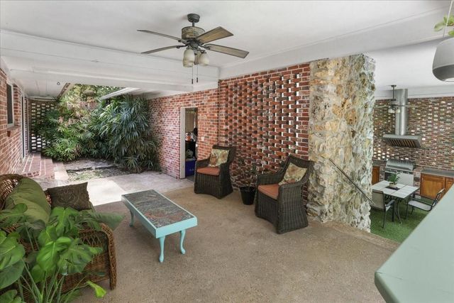 1915 NW 16TH AVENUE, Gainesville, FL 32605