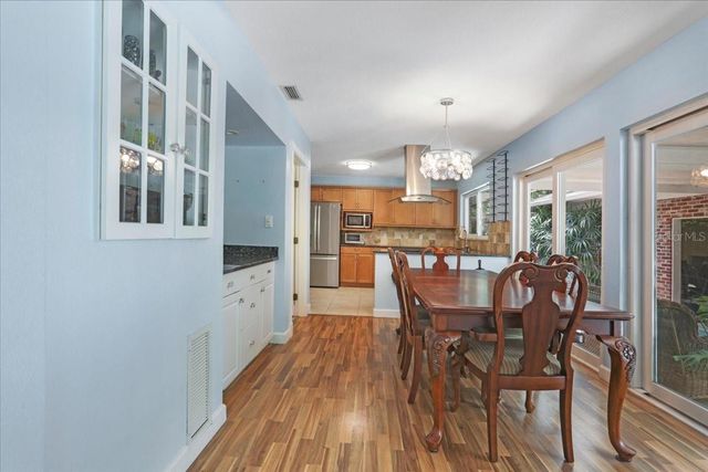 1915 NW 16TH AVENUE, Gainesville, FL 32605