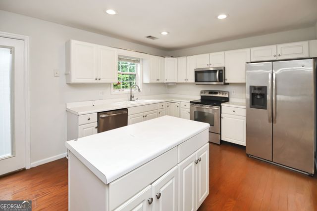 143 Cameron Pointe Drive, Lagrange, GA 30240