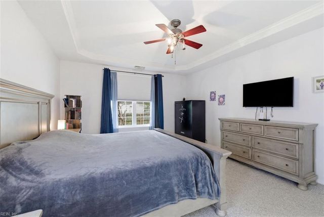 204 Joshua CIR, Smithfield, VA 23430
