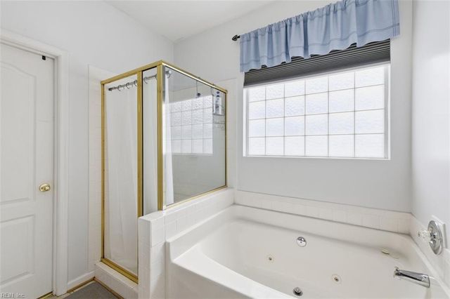 204 Joshua CIR, Smithfield, VA 23430