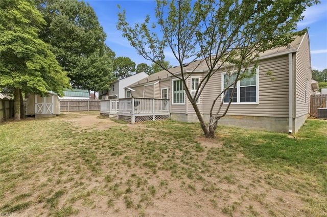 204 Joshua CIR, Smithfield, VA 23430