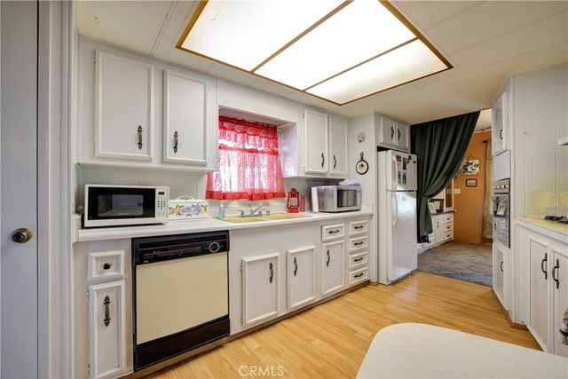 3700 Buchanan Street 105, Riverside, CA 92503