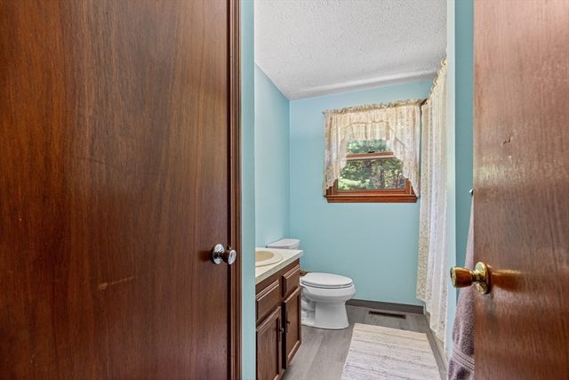 49 Forest St, Carver, MA 02330