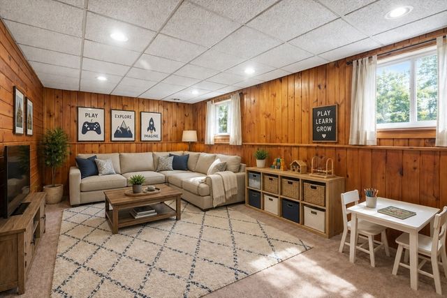 49 Forest St, Carver, MA 02330