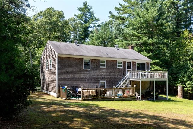 49 Forest St, Carver, MA 02330