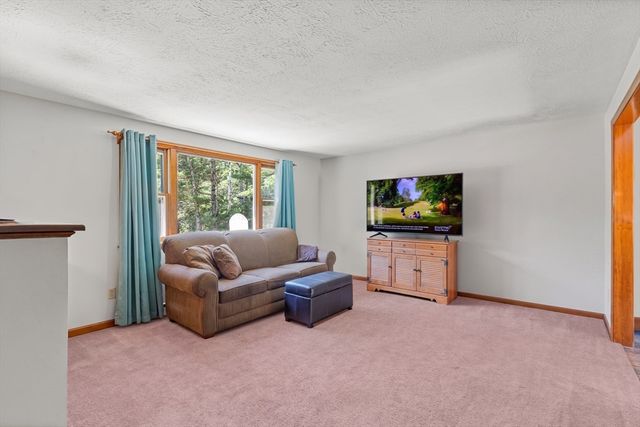 49 Forest St, Carver, MA 02330