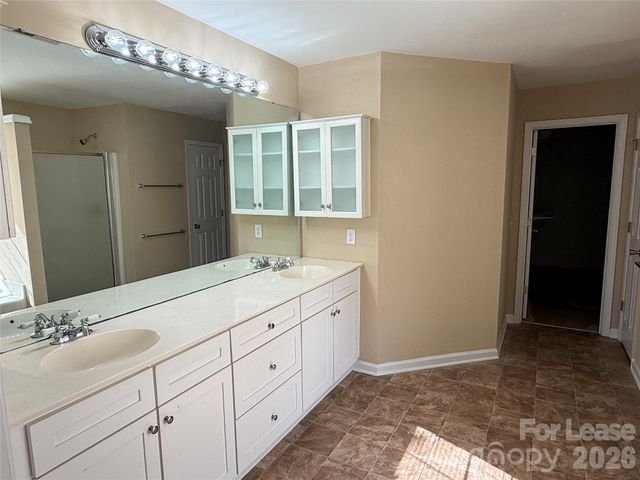 7501 Lady Bank Drive, Charlotte, NC 28269