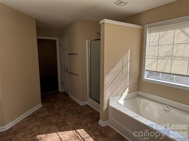 7501 Lady Bank Drive, Charlotte, NC 28269