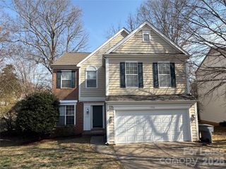 7501 Lady Bank Drive, Charlotte, NC 28269