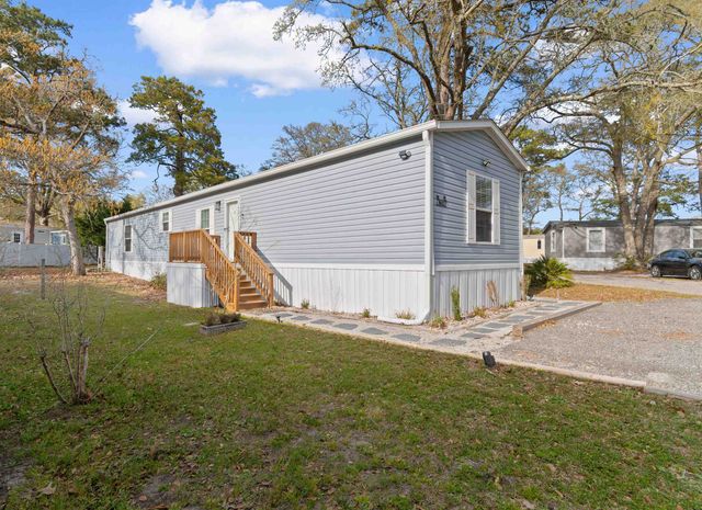 4609 Albatross St., North Myrtle Beach, SC 29582