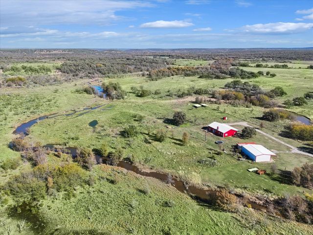 1161 Lynn Creek Road, Jacksboro, TX 76458