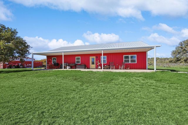 1161 Lynn Creek Road, Jacksboro, TX 76458
