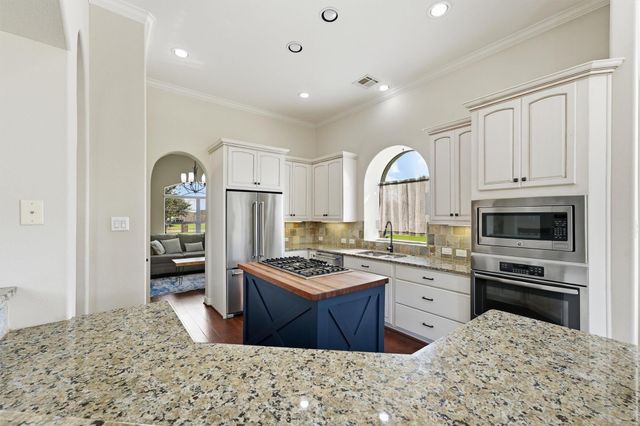 4810 Magnolia Bend Drive, Rosharon, TX 77583