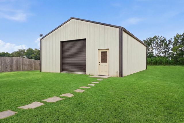 4810 Magnolia Bend Drive, Rosharon, TX 77583