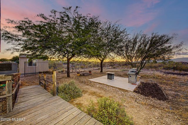 11716 S Morning Mist Place, Vail, AZ 85641