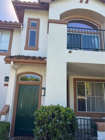 3006 Ladrillo Aisle, Irvine, CA 92606