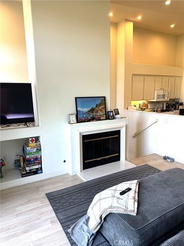 3006 Ladrillo Aisle, Irvine, CA 92606