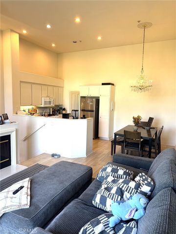 3006 Ladrillo Aisle, Irvine, CA 92606