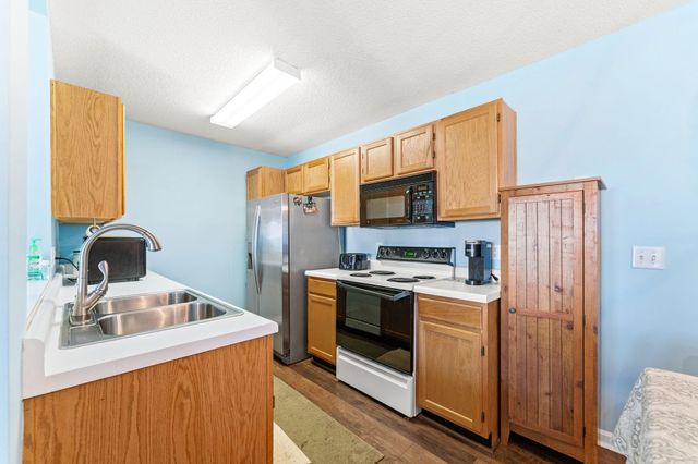 8562 Hopkins Cir Apt C, Surfside Beach, SC 29575