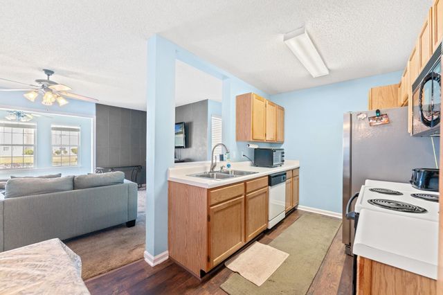 8562 Hopkins Cir Apt C, Surfside Beach, SC 29575