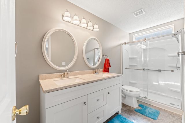 8562 Hopkins Cir Apt C, Surfside Beach, SC 29575