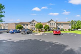 8562 Hopkins Cir Apt C, Surfside Beach, SC 29575