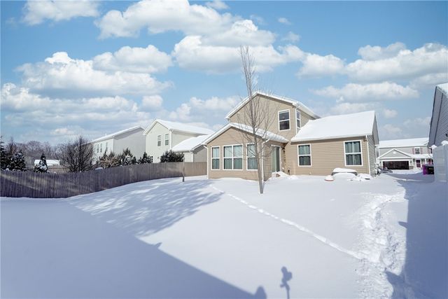 73 Lianne Drive, Greece, NY 14626