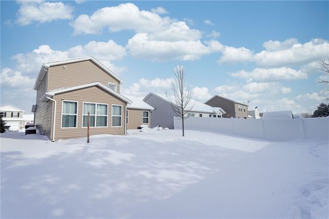 73 Lianne Drive, Greece, NY 14626