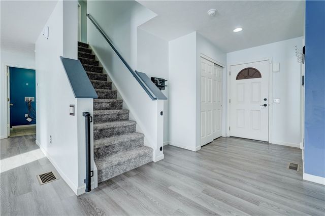 73 Lianne Drive, Greece, NY 14626