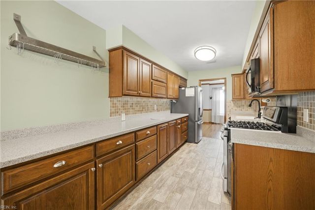 1305 Teslin CT, Virginia Beach, VA 23464