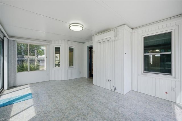 1305 Teslin CT, Virginia Beach, VA 23464