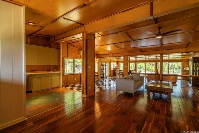 6 Malulu Place, Wahiawa, HI 96786