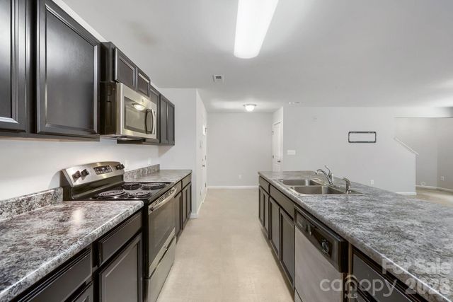 1706 Hooper Court, Charlotte, NC 28212