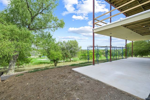241 Oak Hill Drive, Trophy Club, TX 76262