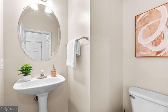 2976 RAKING LEAF DR, Abingdon, MD 21009