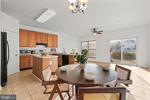 2976 RAKING LEAF DR, Abingdon, MD 21009