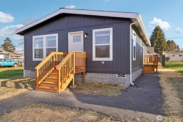 332 23rd Avenue, Longview, WA 98632