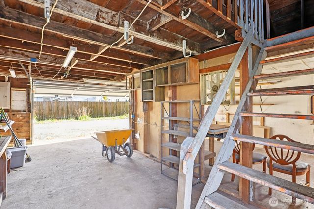 332 23rd Avenue, Longview, WA 98632