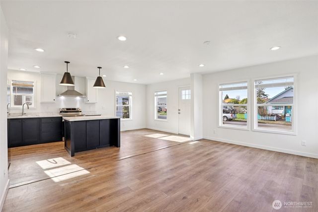 332 23rd Avenue, Longview, WA 98632