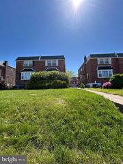 3024 GUILFORD STREET, Philadelphia, PA 19152