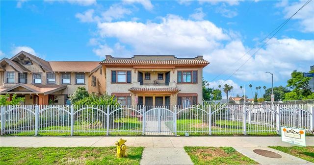 1501 S Ardmore, Los Angeles, CA 90006
