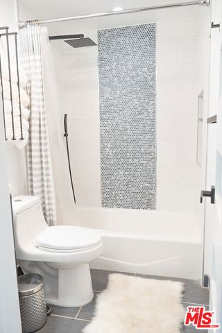 1933 Lemoyne Street D, Los Angeles, CA 90026