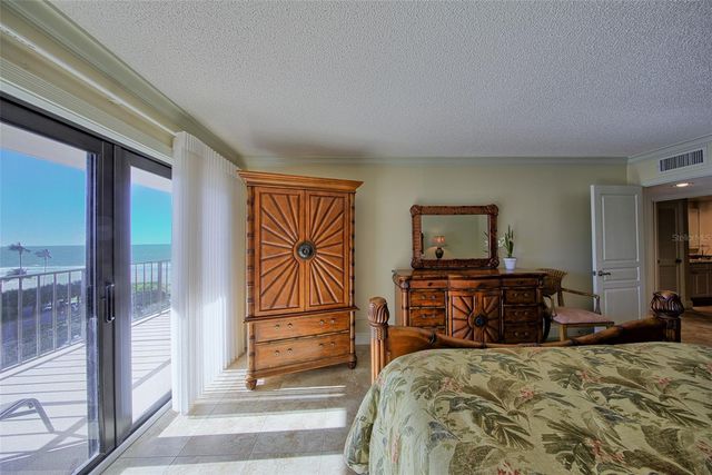 1480 GULF BOULEVARD 512, Clearwater, FL 33767