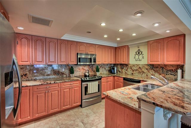 1480 GULF BOULEVARD 512, Clearwater, FL 33767