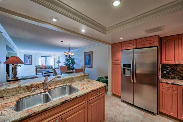 1480 GULF BOULEVARD 512, Clearwater, FL 33767